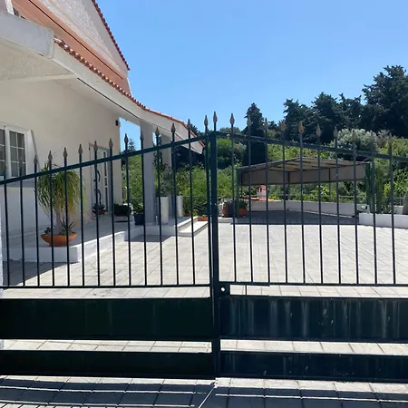 Sunny Garden בית נופש *