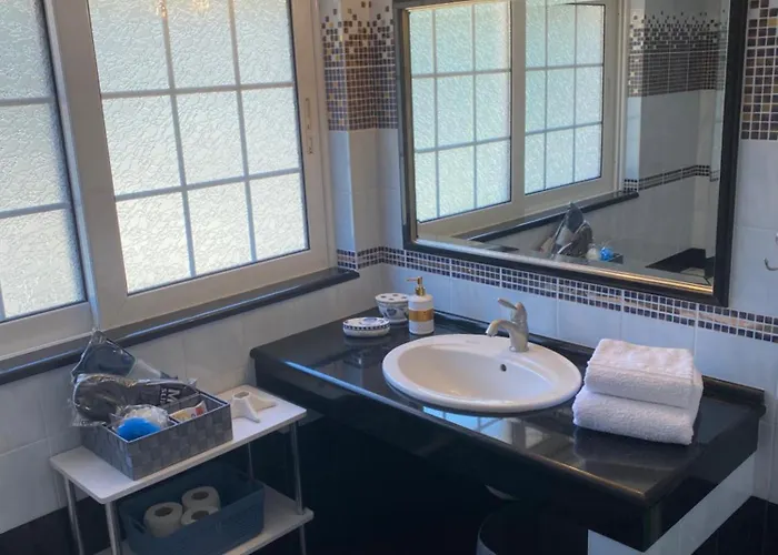 Sunny Garden بيت للعطل *